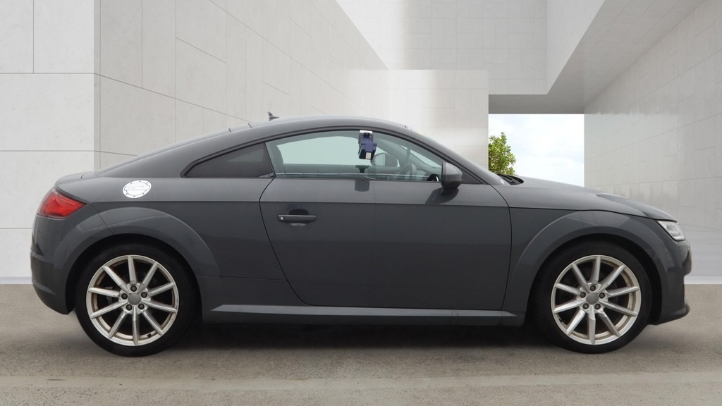 Audi TT 2.0 Tdi Ultra Sport Grey #5