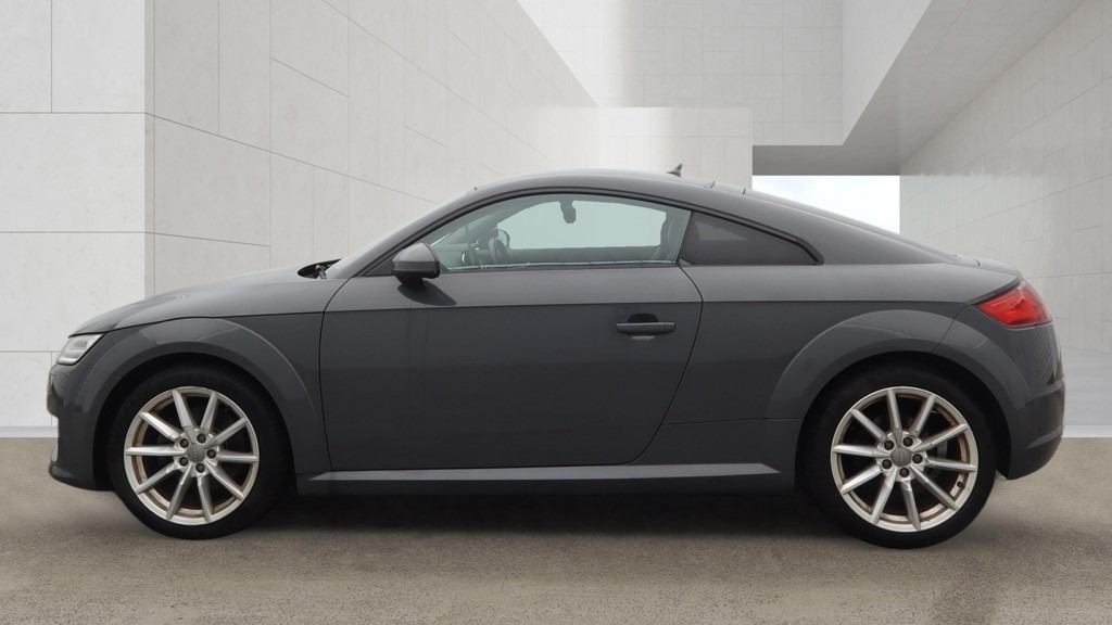 Audi TT 2.0 Tdi Ultra Sport Grey #6