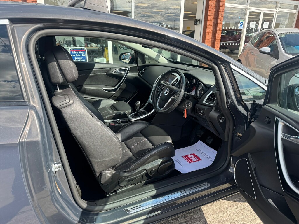 Vauxhall Astra GTC Gtc 1.4T Sport Euro 5 Ss Black #13