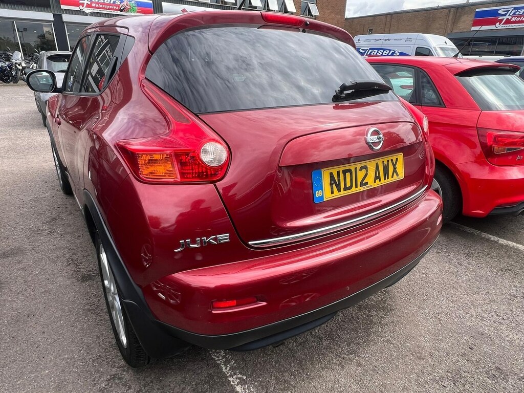 Nissan Juke Nissan Juke 1.6 Juke Acenta Premium Grey #2