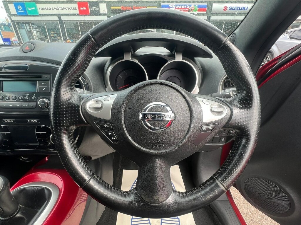 Nissan Juke Nissan Juke 1.6 Juke Acenta Premium Grey #21