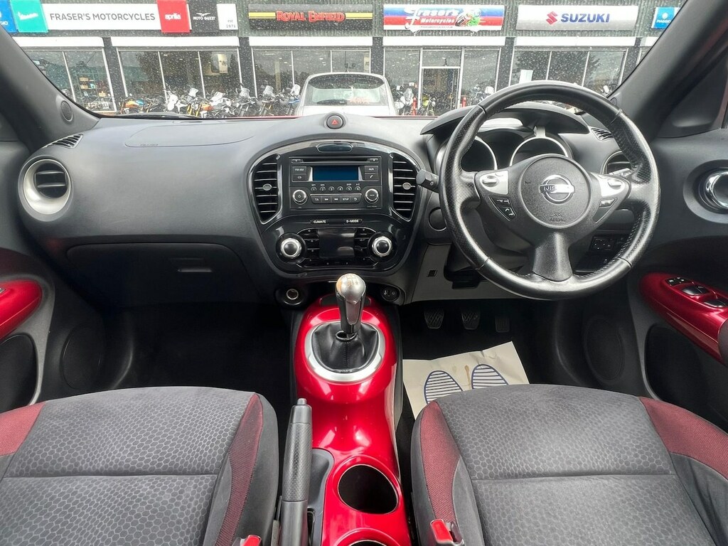 Nissan Juke Nissan Juke 1.6 Juke Acenta Premium Grey #13