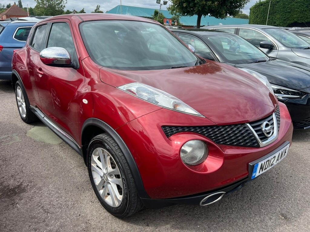 Nissan Juke Nissan Juke 1.6 Juke Acenta Premium Grey #1