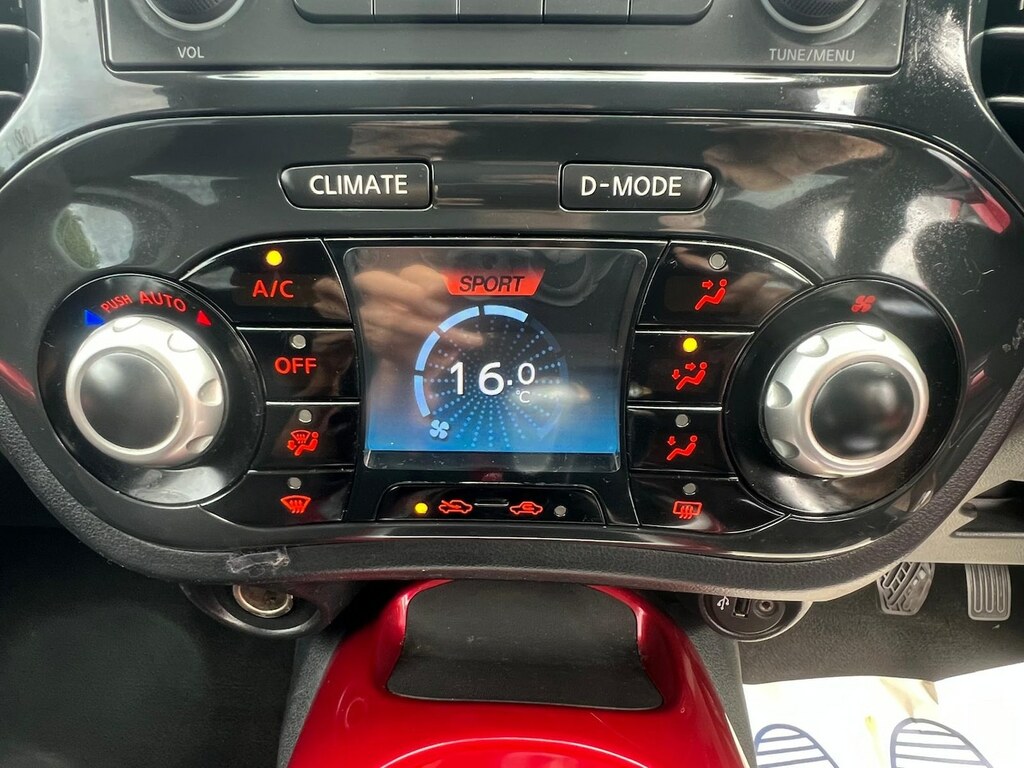 Nissan Juke Nissan Juke 1.6 Juke Acenta Premium Grey #17