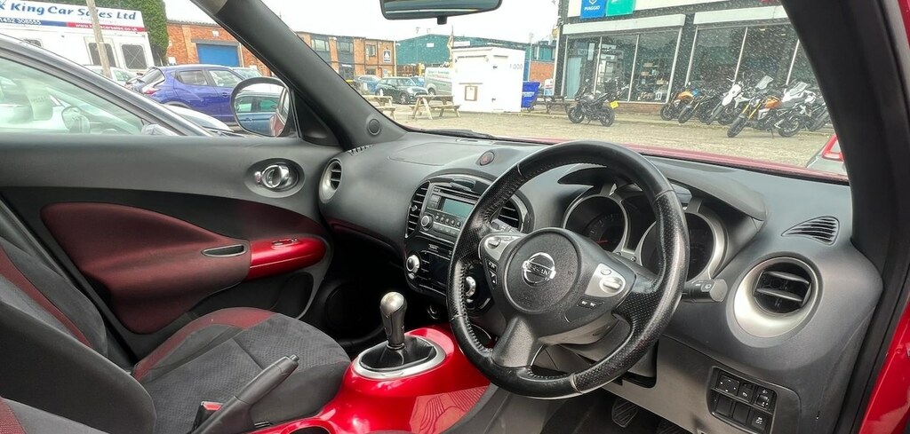 Nissan Juke Nissan Juke 1.6 Juke Acenta Premium Grey #7