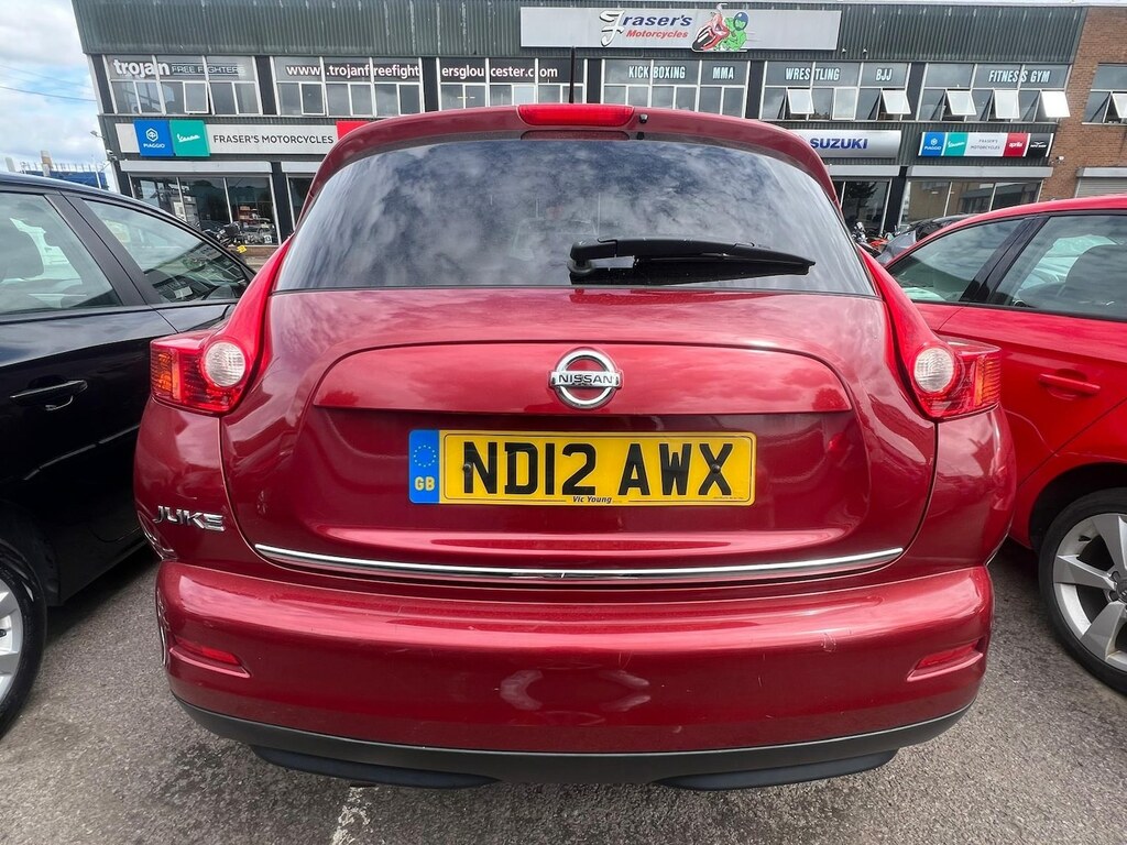 Nissan Juke Nissan Juke 1.6 Juke Acenta Premium Grey #6