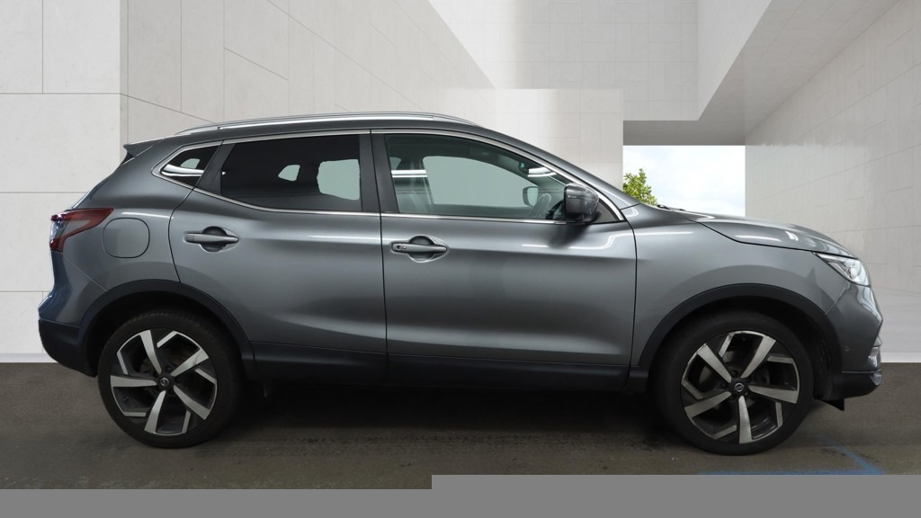 Nissan Qashqai 1.3 Dig-t 140Ps Acenta Premium Red #7