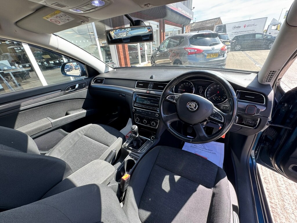 Skoda Superb 1.6 Tdi Cr S Greenline III 20 Tax 67 Mpg Blue #3
