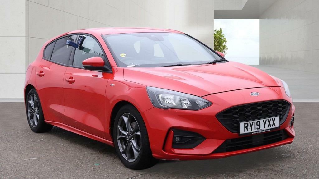 Ford Focus 1.5 Ecoblue 120 St-line RY19YXX Red