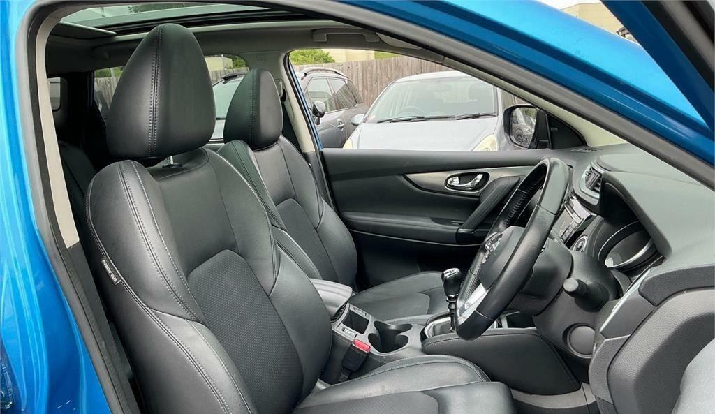 Nissan Qashqai 1.2 Dig-t Tekna Panroof Nav Camera 9 Blue #3