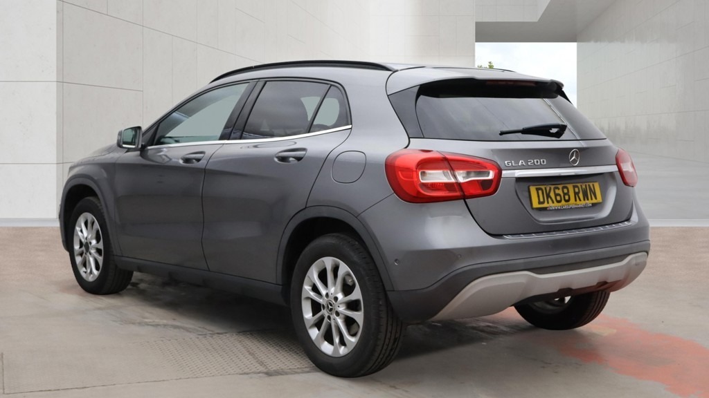 Mercedes-Benz GLA Class Gla 200 Se Executive Nav Leather C DK68RWN Grey #2
