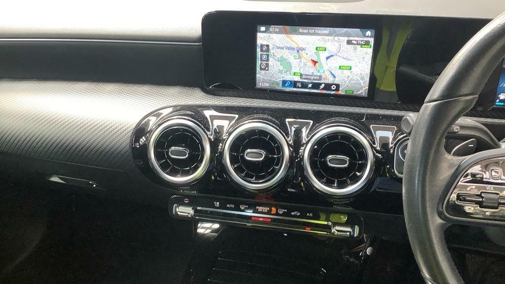 Mercedes-Benz A Class A180d Se Nav Camera Ulez 68 Mpg YA18JTZ Black #3