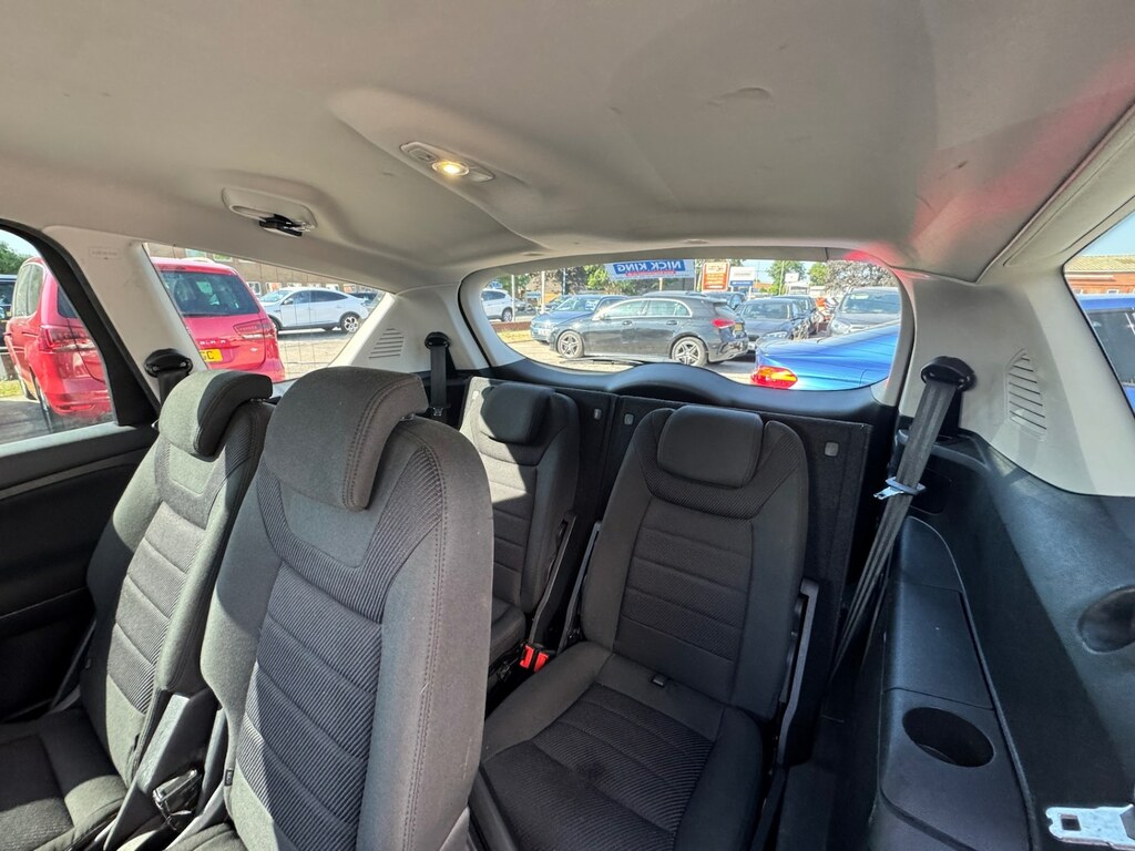 Ford S-Max  White #22