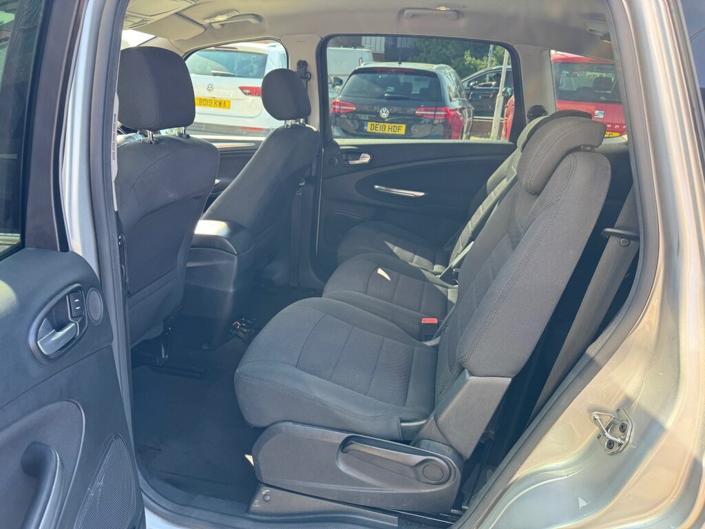 Ford S-Max  White #20