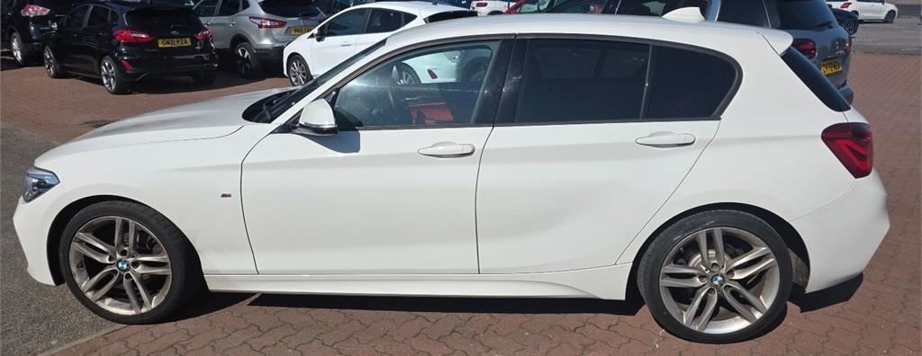 BMW 1 Series 118D M Sport Red Leather 35 Tax 65 Mpg LX65ZDO White #5