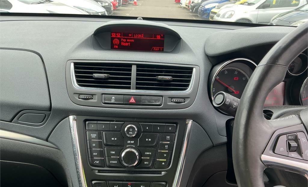 Vauxhall Mokka 1.7 Cdti Se 4Wd Leather 11 Services Dab White #4