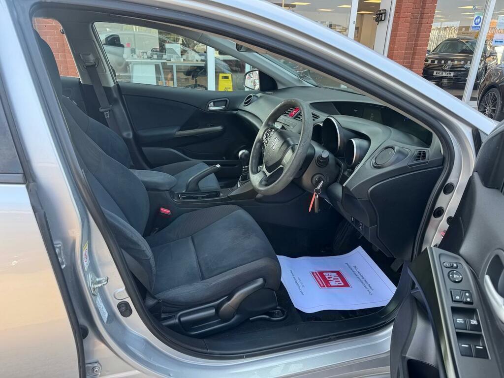 Honda Civic Black Edition White #13
