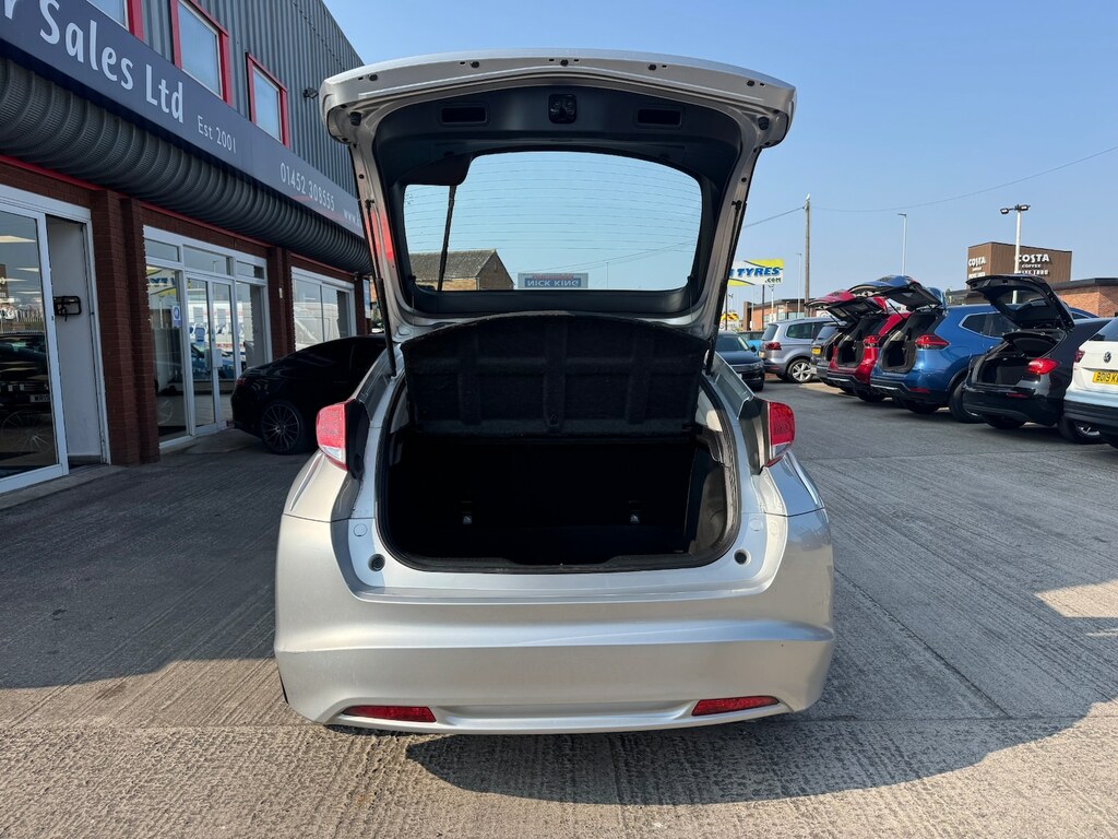 Honda Civic Black Edition White #10