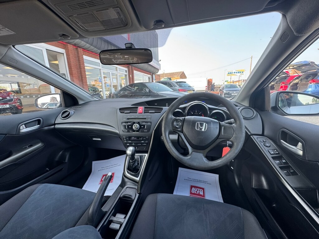 Honda Civic Black Edition White #14
