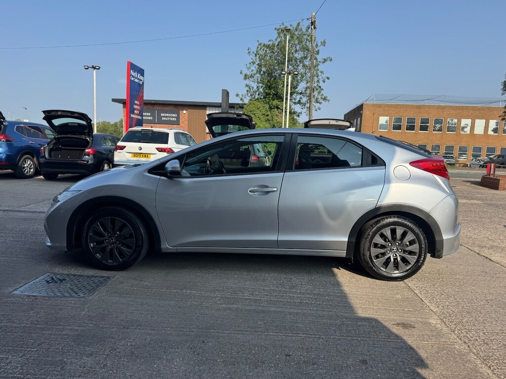Honda Civic Black Edition White #7