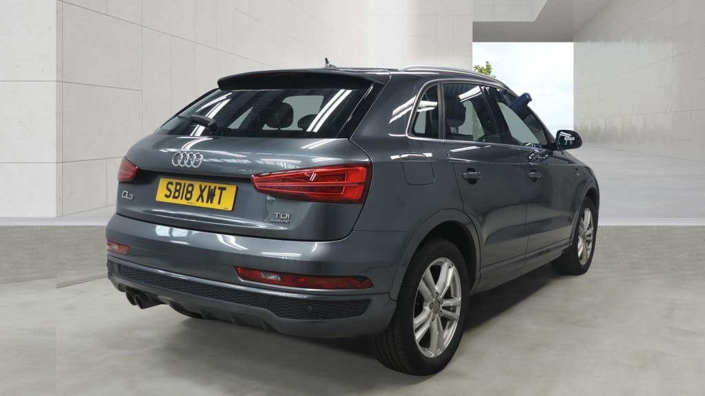Audi Q3 2.0 Tdi Quattro S Line Edition Tech Pack SB18XWT Grey #5