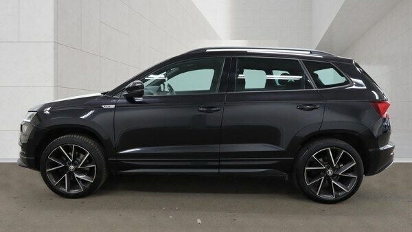Skoda Karoq 1.5 Tsi Sport Line 4X4 Dsg Black #5