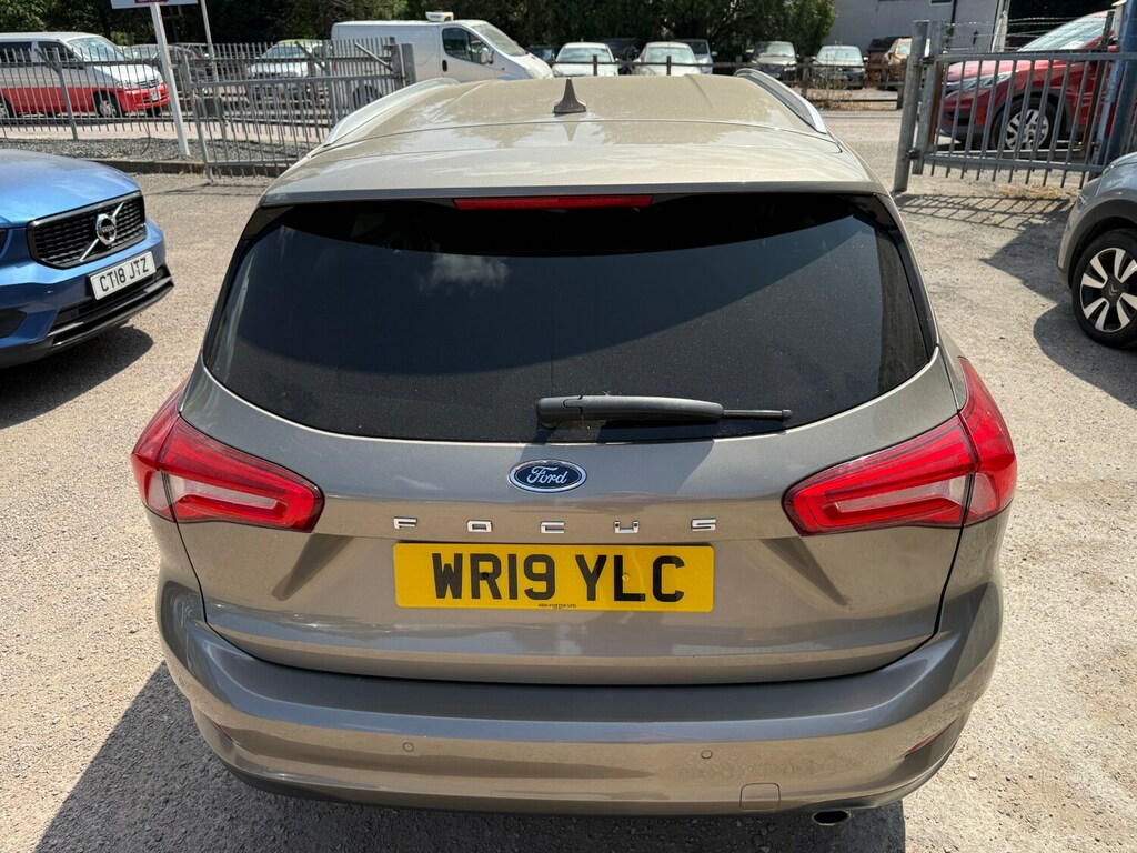 Ford Focus 1.0 Ecoboost 125 Zetec Silver #6