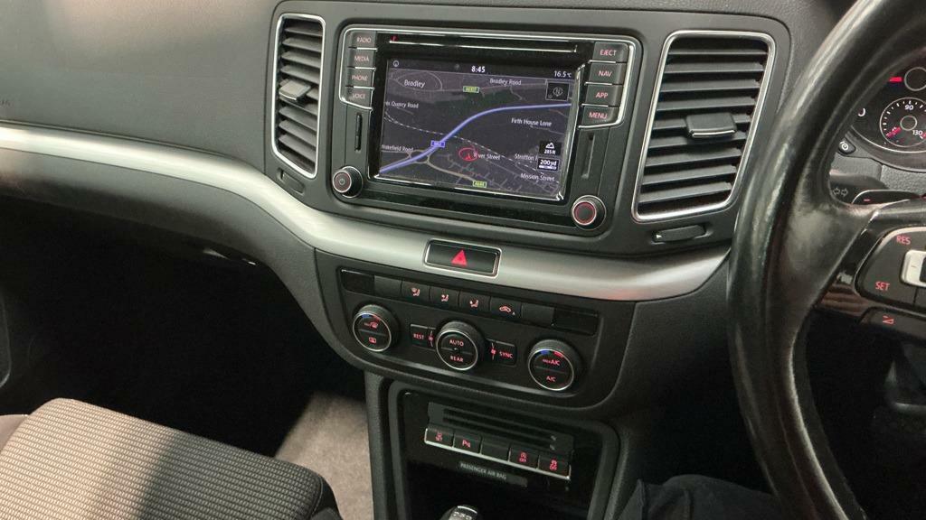 Volkswagen Sharan 2.0 Tdi Cr Bmt 184 Se Nav Dsg Ulez Dab Blue #3