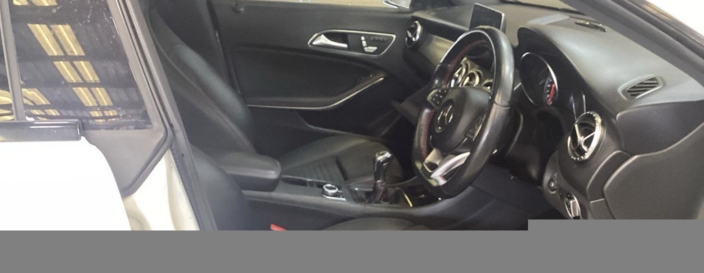 Mercedes-Benz CLA Class Cla 200 Amg Line Night Edition Plus Sunroof White #3