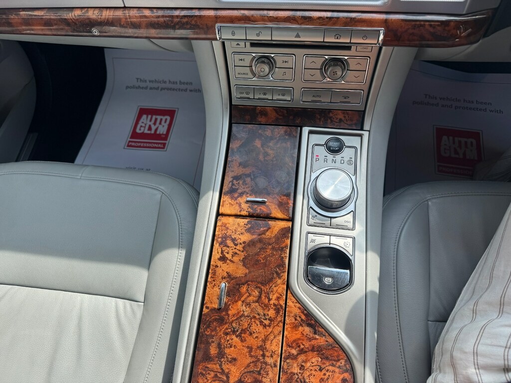 Jaguar XF V6 S Luxury Silver #23