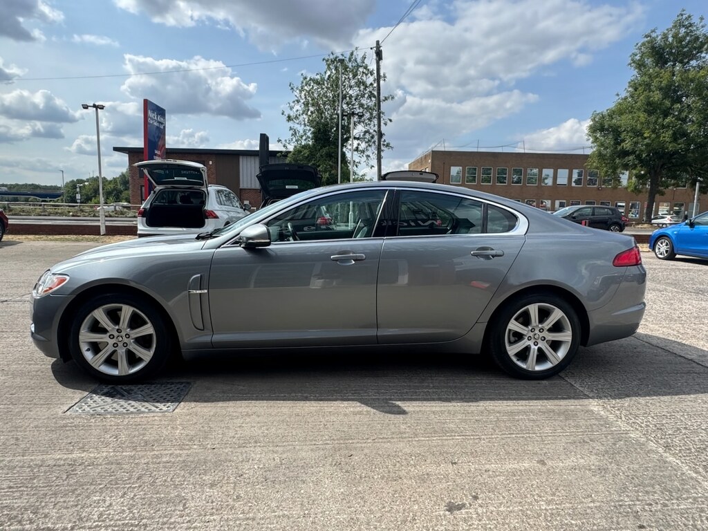 Jaguar XF V6 S Luxury Silver #7