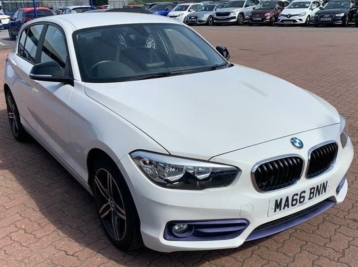 BMW 1 Series 118I Sport Nav Pro Media Dab Ulez Blu White
