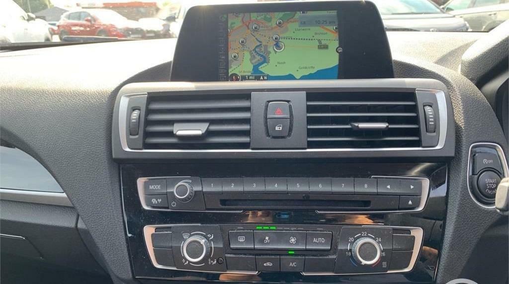 BMW 1 Series 118I Sport Nav Pro Media Dab Ulez Blu White #4