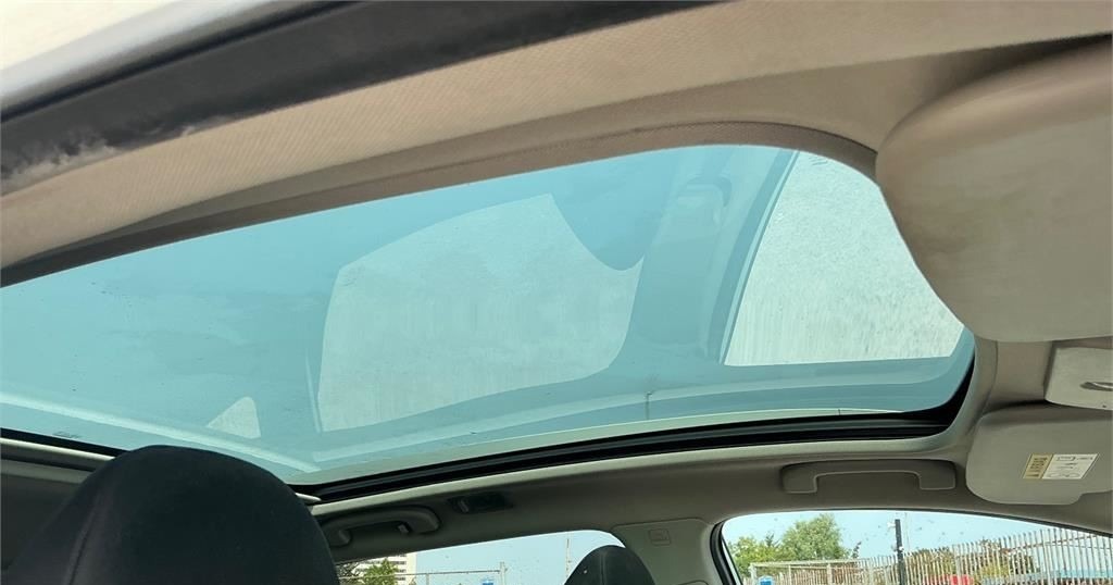 Nissan Qashqai 1.5 Dci N-connecta Panroof Nav 20 Tax White #5