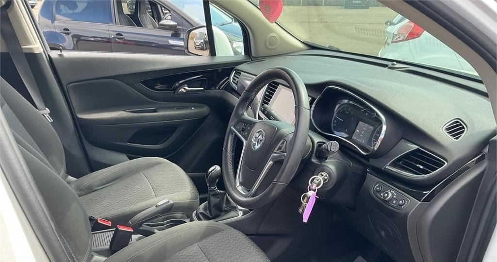 Vauxhall Mokka X 1.4T Design Nav Nav Ulez Carplay Dab White #3