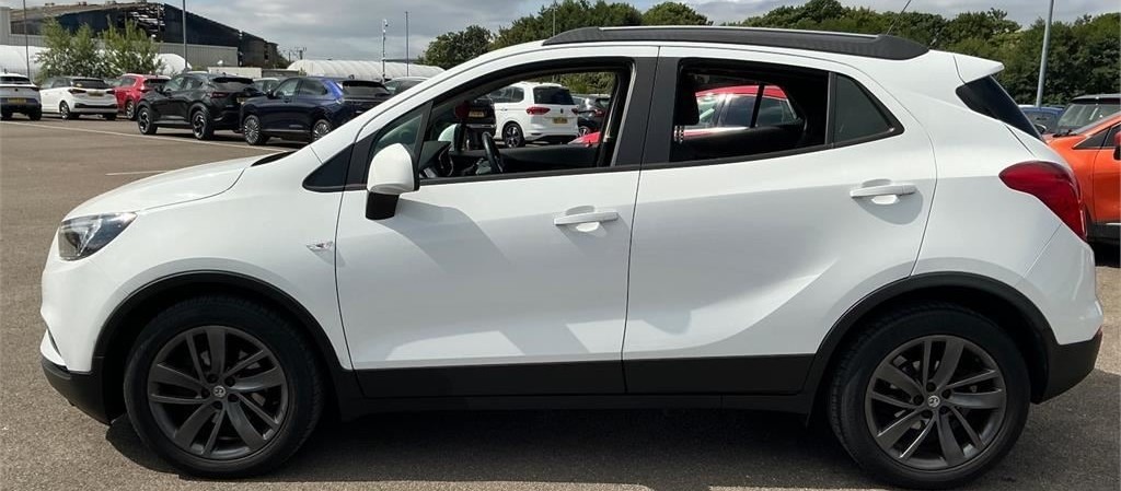 Vauxhall Mokka X 1.4T Design Nav Nav Ulez Carplay Dab White #2
