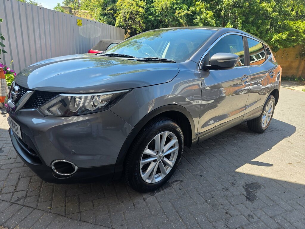 Nissan Qashqai 1.2 Dig-t Acenta Suv 2Wd Euro 5 Grey