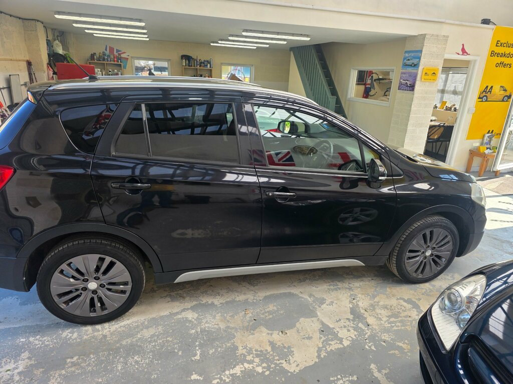 Suzuki SX4 1.6 Ddis Sz4 Suv Euro 5 Ss 1 Black