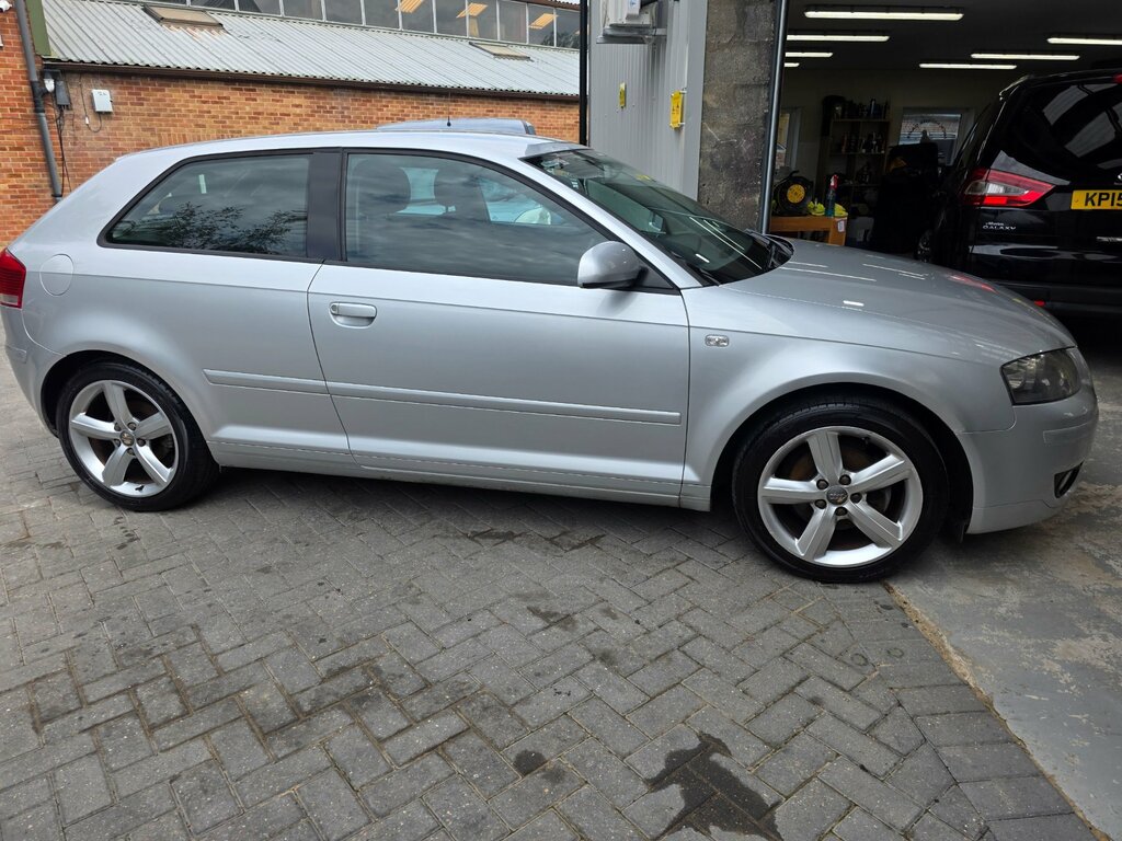 Audi A3 1.6 Sport Sportback Euro 4  #6