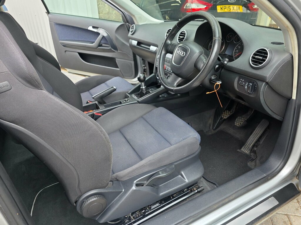 Audi A3 1.6 Sport Sportback Euro 4  #11