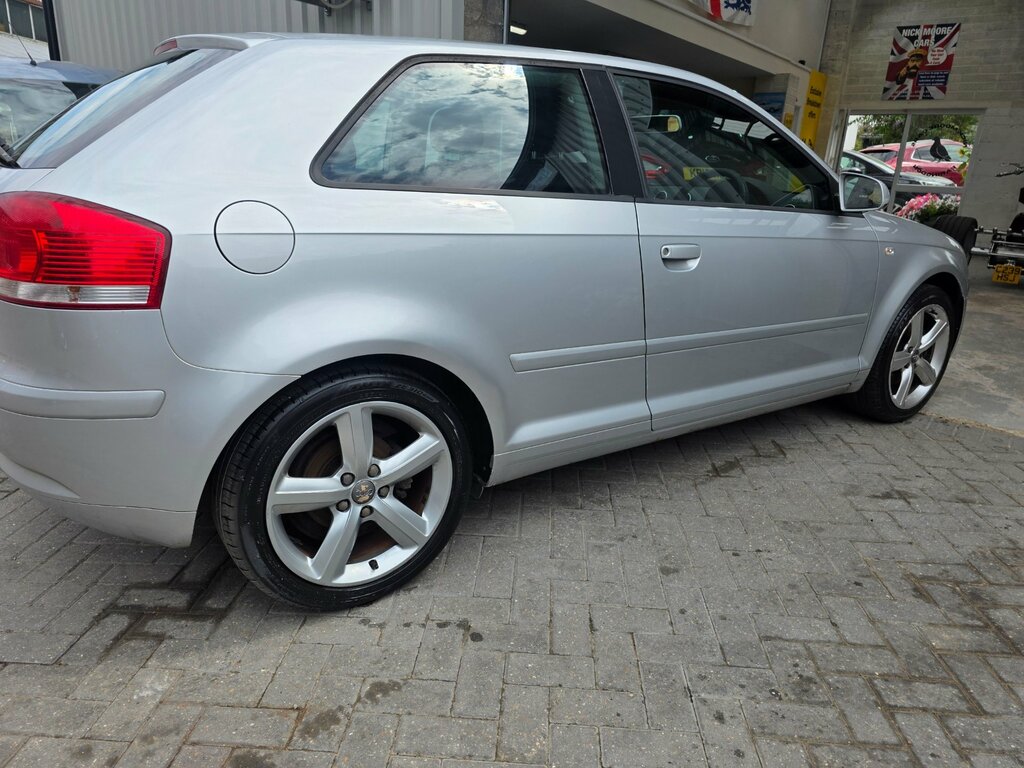 Audi A3 1.6 Sport Sportback Euro 4  #5