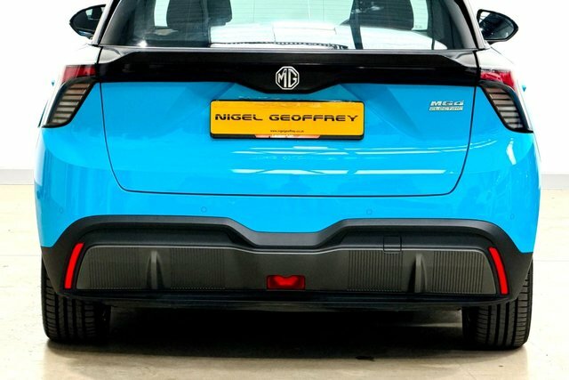 MG MG4 150Kw Se Ev Long Range 64Kwh Black #27