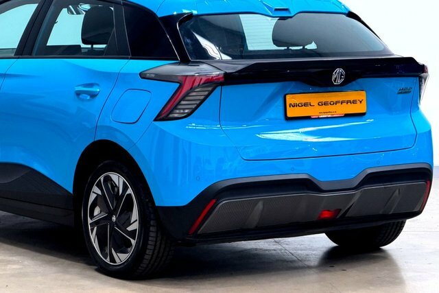 MG MG4 150Kw Se Ev Long Range 64Kwh Black #26