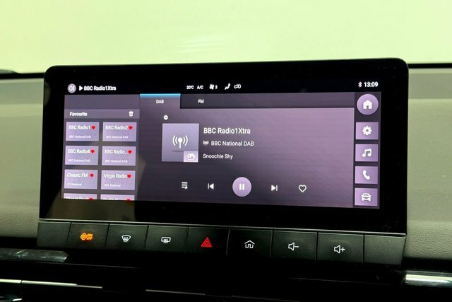 MG MG4 150Kw Se Ev Long Range 64Kwh Black #14