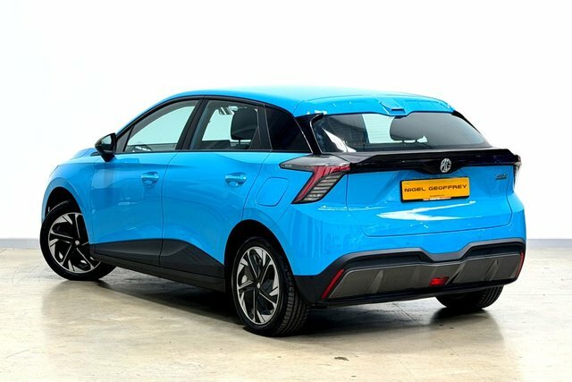 MG MG4 51Kwh Se Hatchback 170 Ps Blue #2
