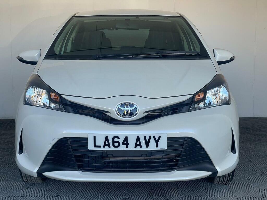 Toyota Yaris 1.33 Dual Vvt-i Icon Multidrive S Euro 6 White #2