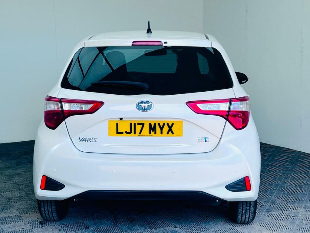 Toyota Yaris 1.5 Vvt-h Design Hatchback Hybrid E-cvt LJ17MYS #6