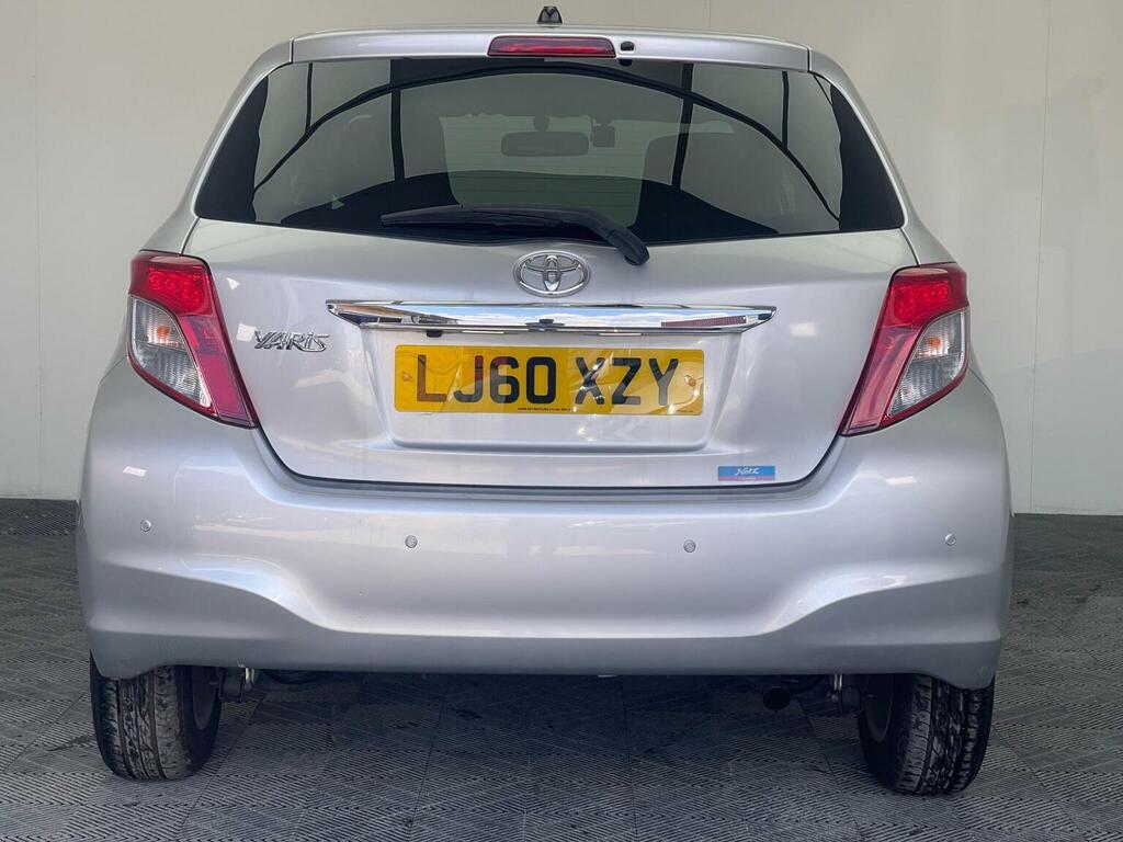 Toyota Yaris 1.33 Dual Vvt-i Tr Red #5