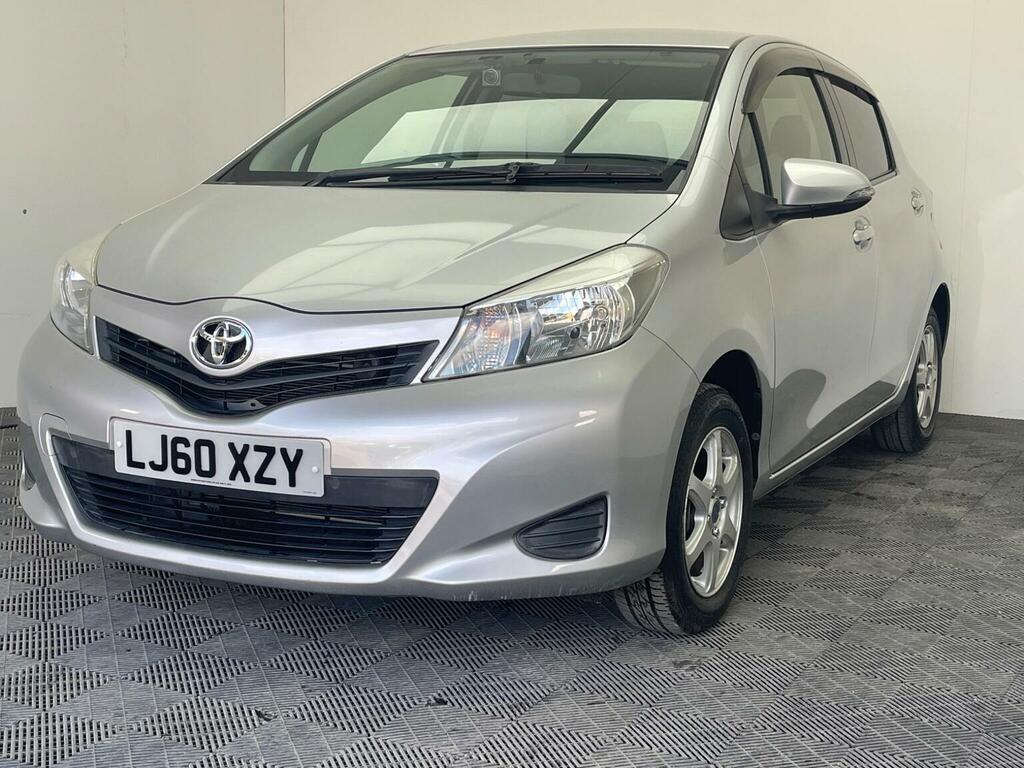 Toyota Yaris 1.33 Dual Vvt-i Tr Red #3