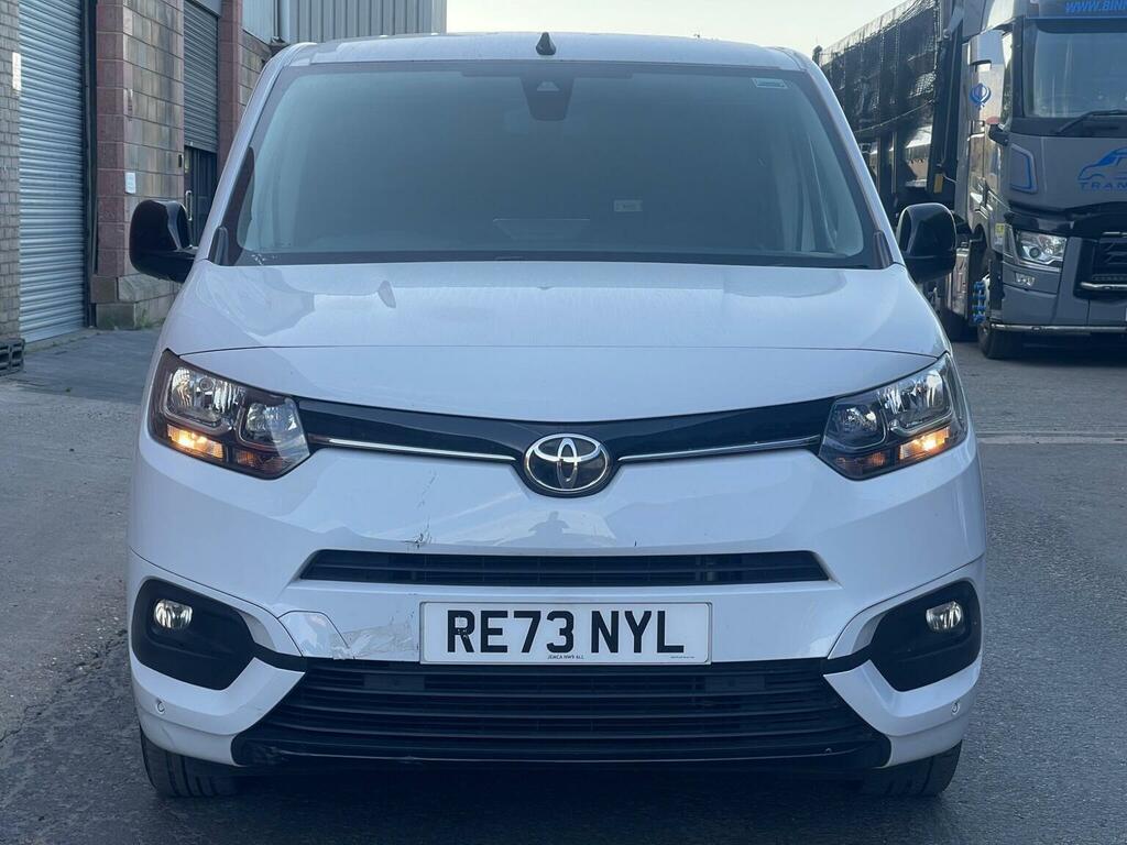 Toyota Proace City 1.5 Bluehdi Design Short Panel Van Swb Euro 6 White #2